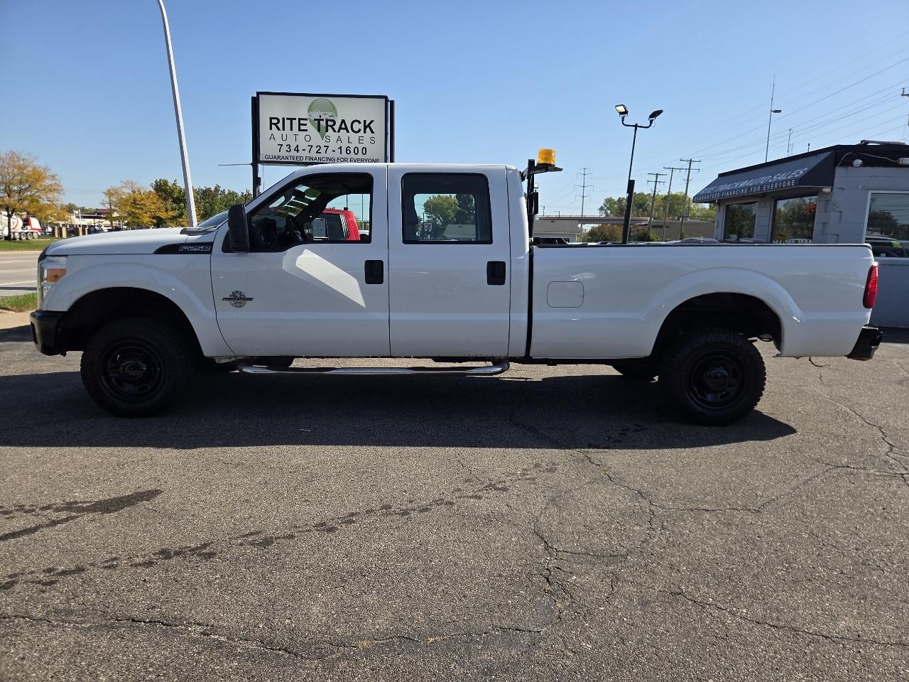 Ford F-250 SD XLT Crew Cab Long Bed 4WD 2015