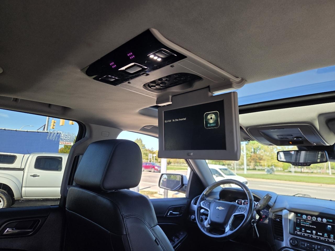 Chevrolet Suburban LT 4WD 2017