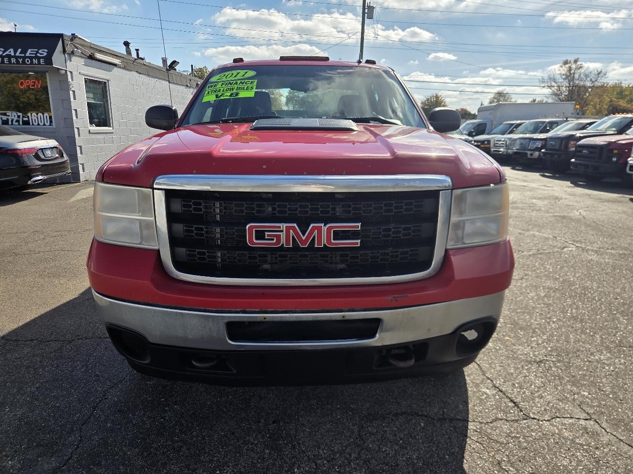 GMC Sierra 2500HD Work Truck Crew Cab 2WD 2011