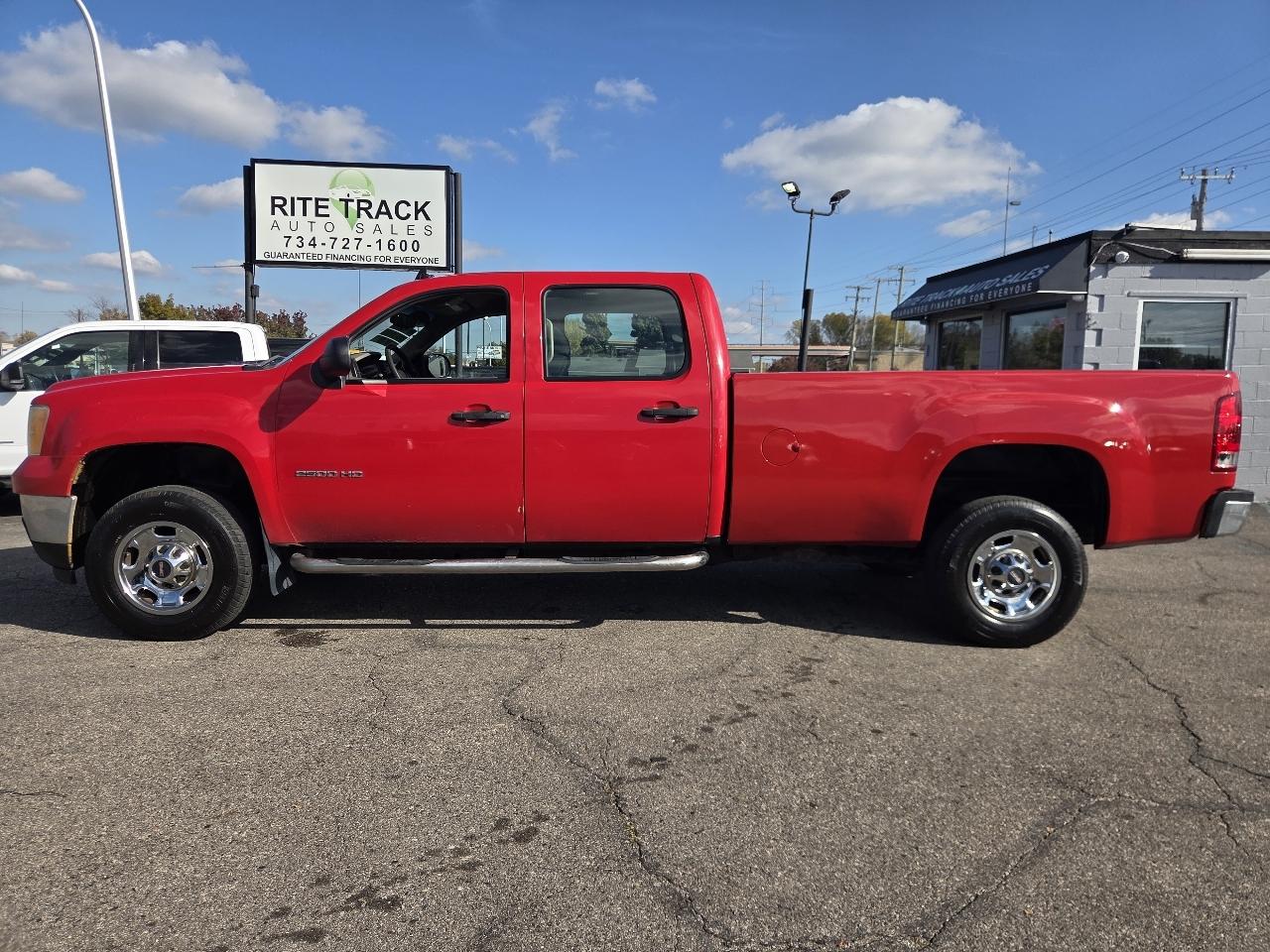 GMC Sierra 2500HD Work Truck Crew Cab 2WD 2011