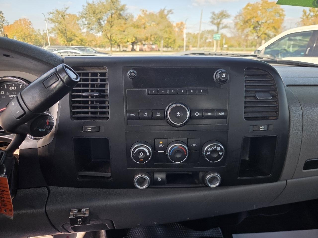 GMC Sierra 2500HD Work Truck Crew Cab 2WD 2011