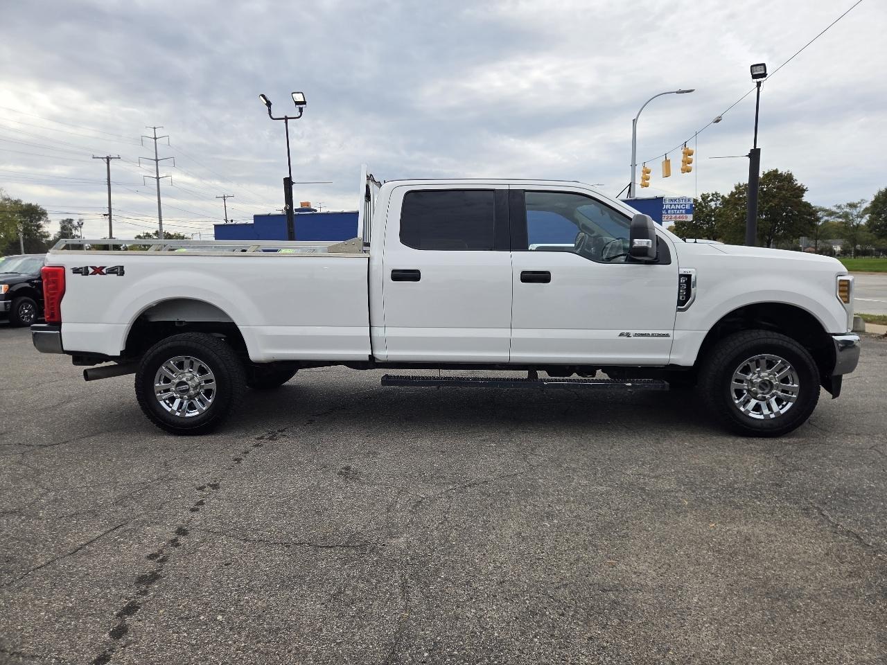 Ford F-350 SD XLT Crew Cab Long Bed 4WD 2019