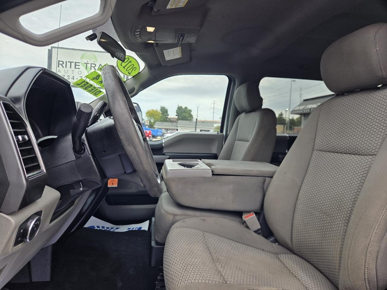 Ford F-350 SD XLT Crew Cab Long Bed 4WD 2019