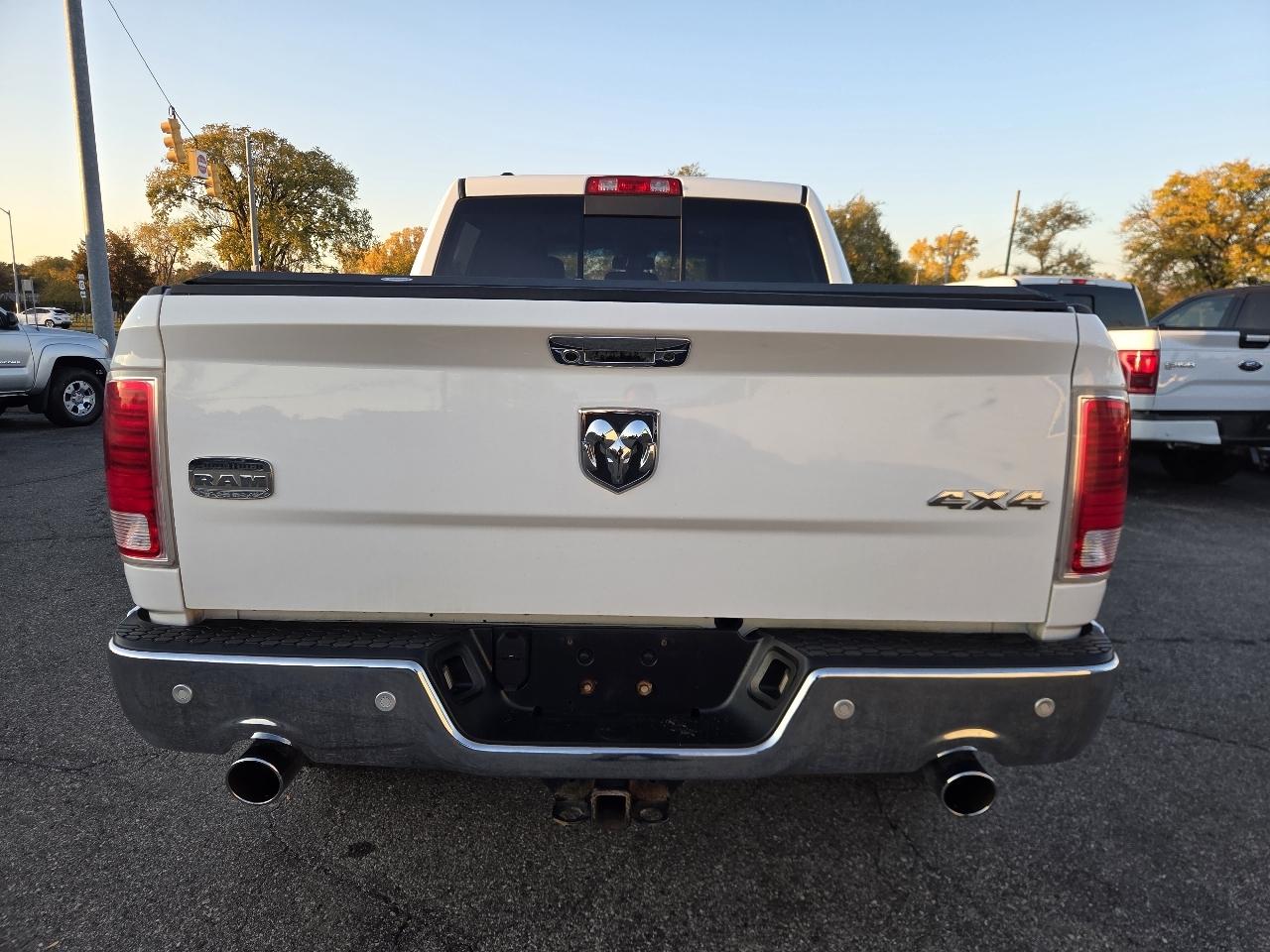 RAM 1500 Laramie Longhorn Edition Crew Cab 4WD 2015