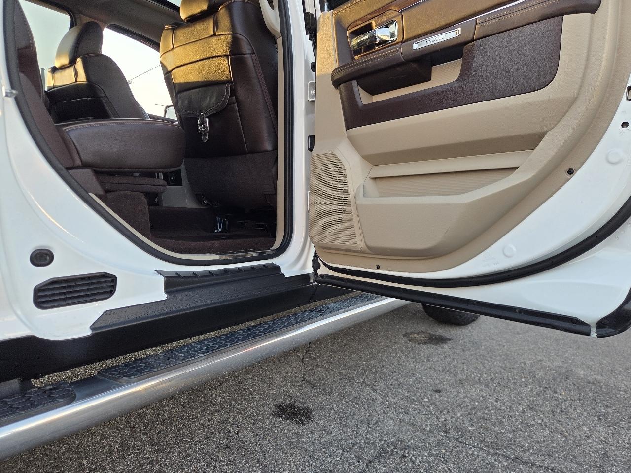 RAM 1500 Laramie Longhorn Edition Crew Cab 4WD 2015