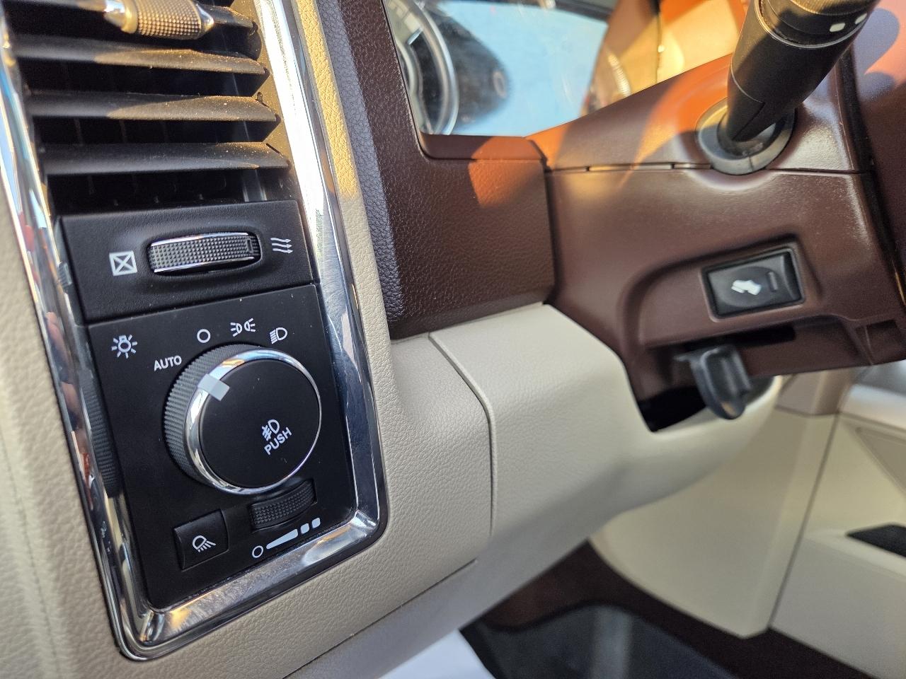 RAM 1500 Laramie Longhorn Edition Crew Cab 4WD 2015
