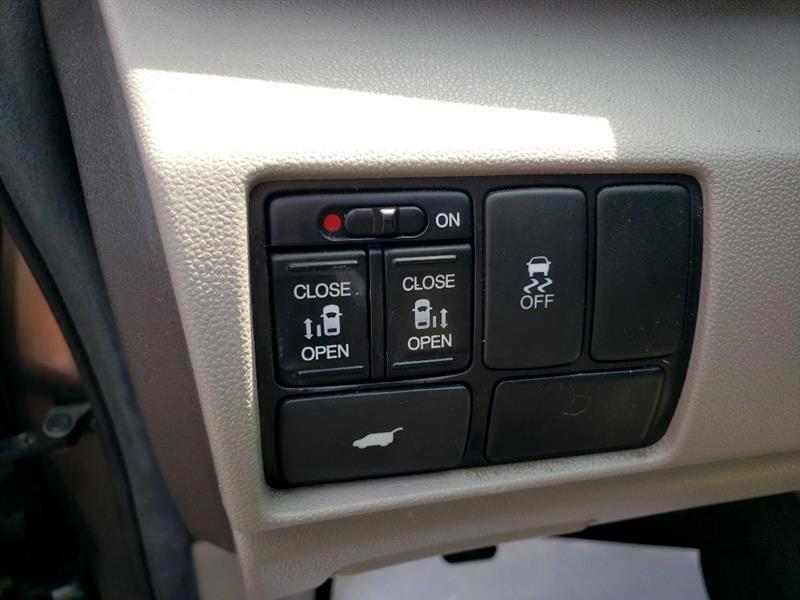 2013 Honda Odyssey EX-L photo 15