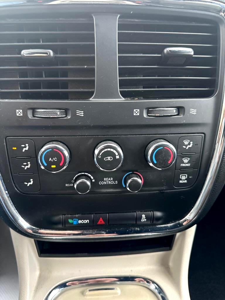 2019 Dodge Grand Caravan SXT photo 14
