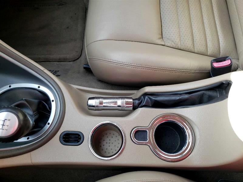 2004 Ford Mustang GT Deluxe photo 17