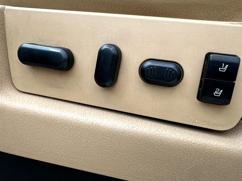 Ford F-150 Lariat SuperCrew 5.5-ft. Bed 4WD 2013 Ford F-150 Lariat SuperCrew 5.5-ft. Bed 4WD 2013