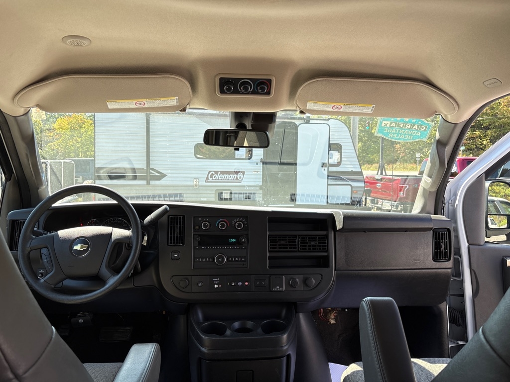 2020 Chevrolet Express LT 3500 photo 13