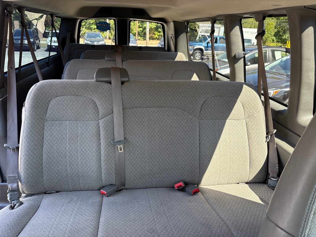 2020 Chevrolet Express LT 3500 photo 17