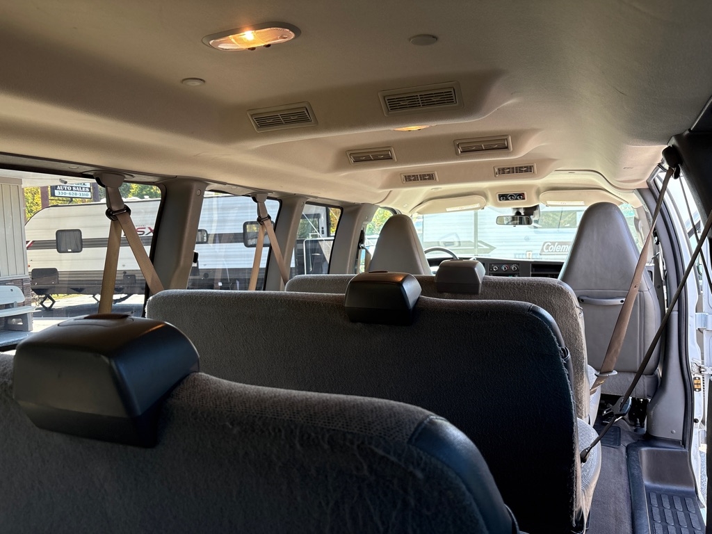 2020 Chevrolet Express LT 3500 photo 22