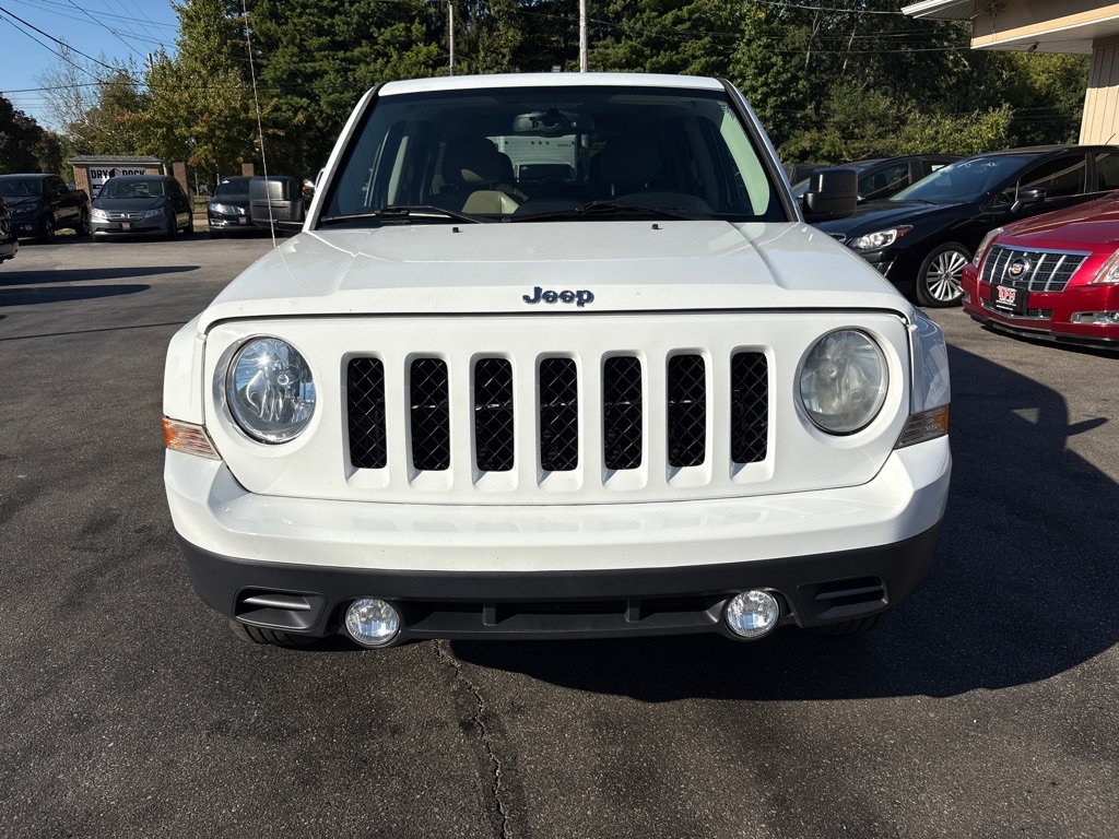 2015 Jeep Patriot Latitude photo 2