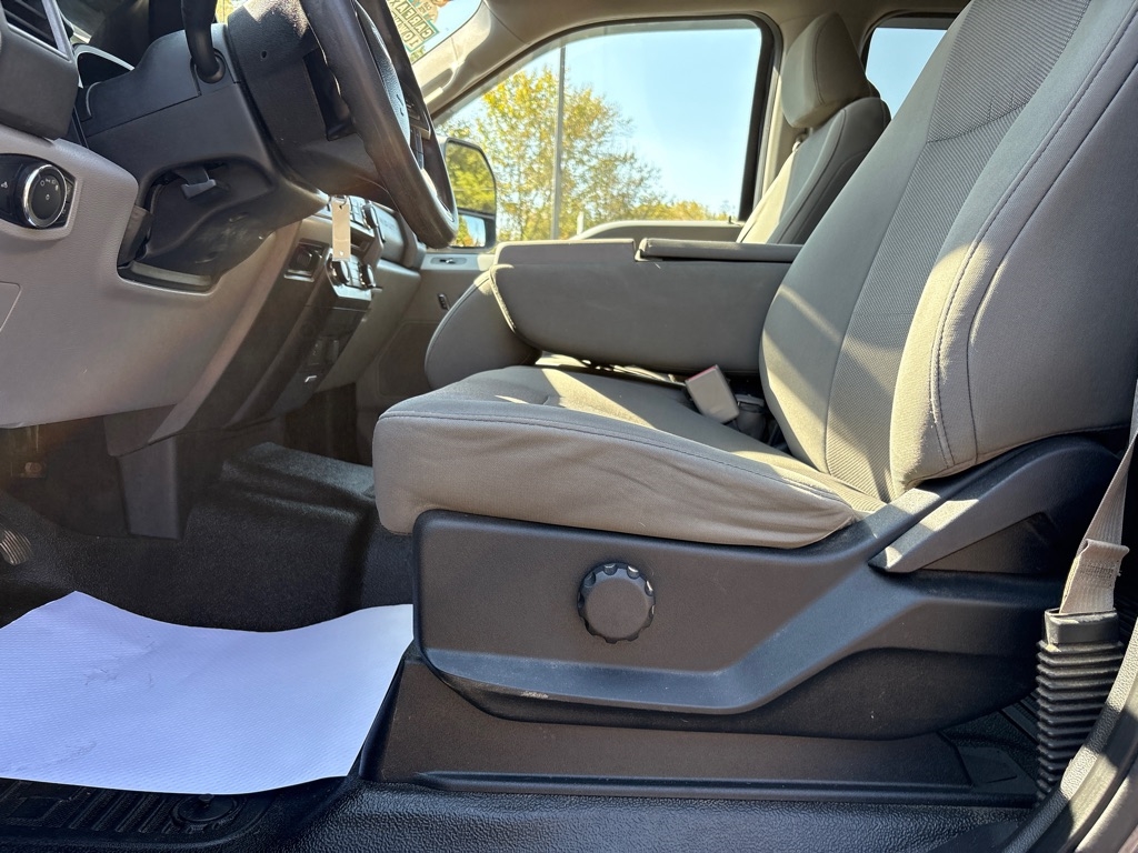 2017 Ford F-250 XL photo 11
