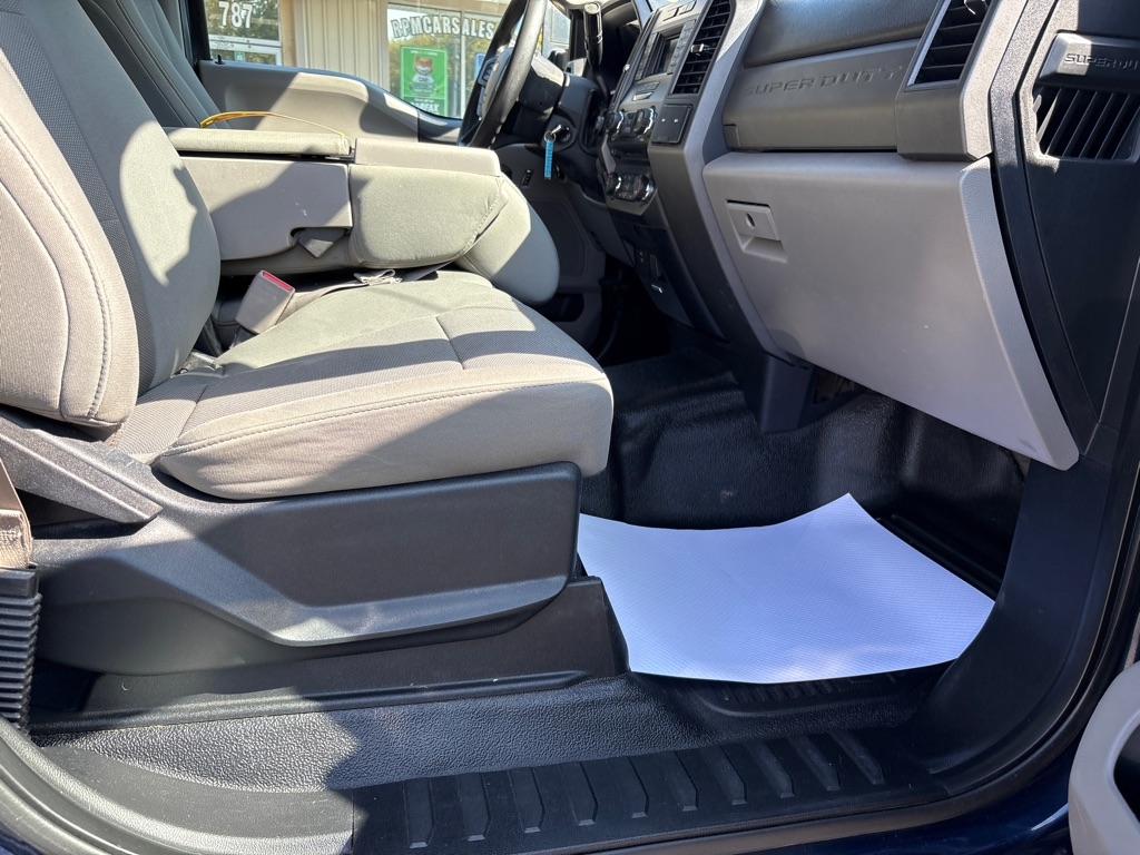 2017 Ford F-250 XL photo 12