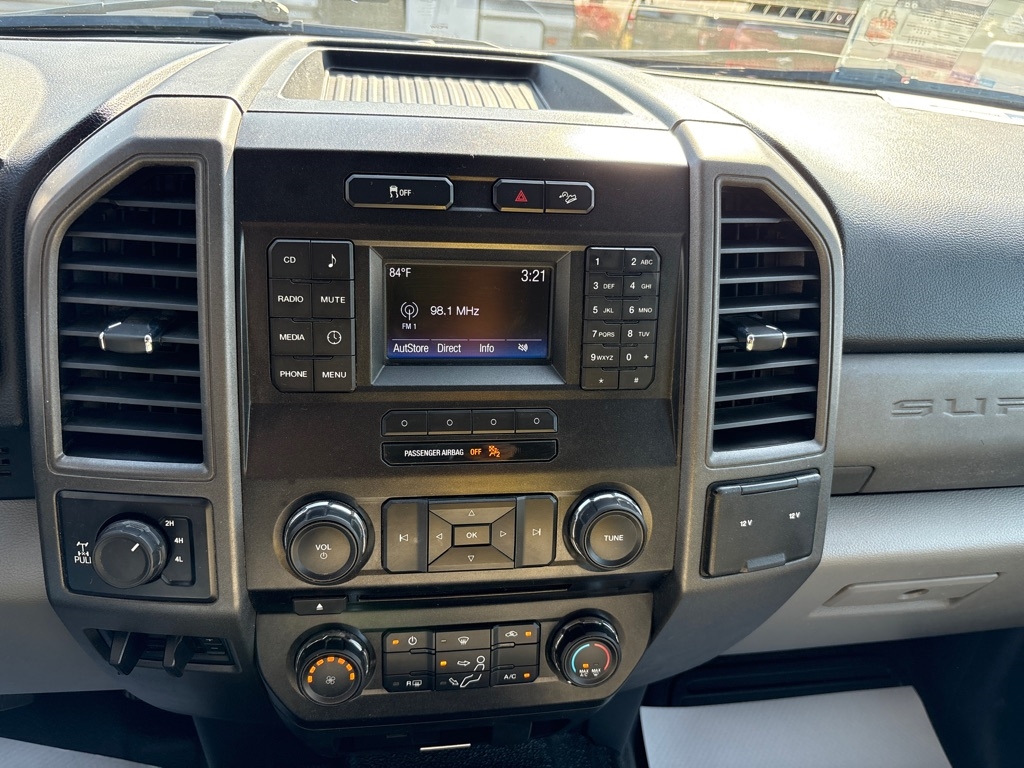 2017 Ford F-250 XL photo 15