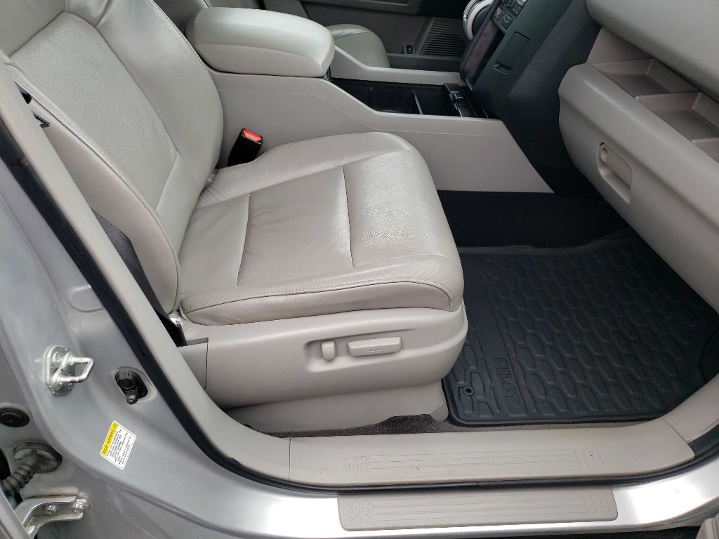 2011 Honda Pilot EX-L photo 13