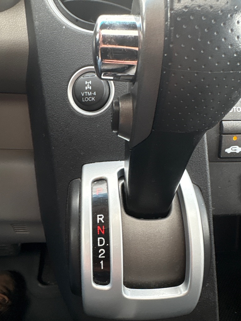 2011 Honda Pilot EX-L photo 17