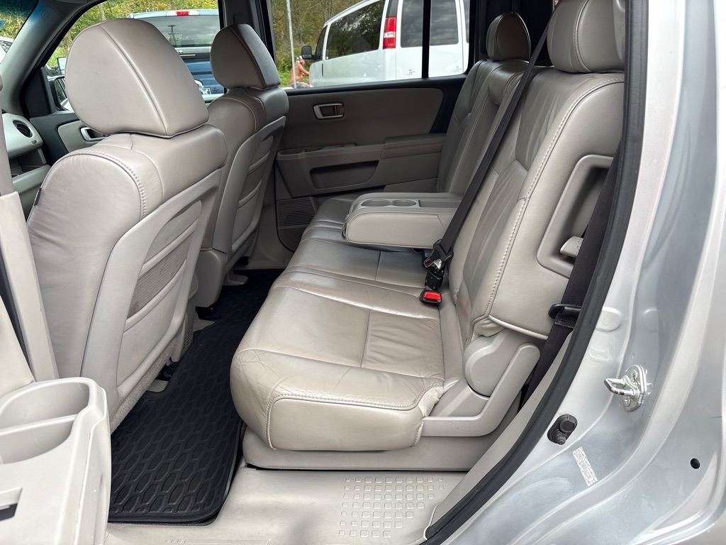 2011 Honda Pilot EX-L photo 22