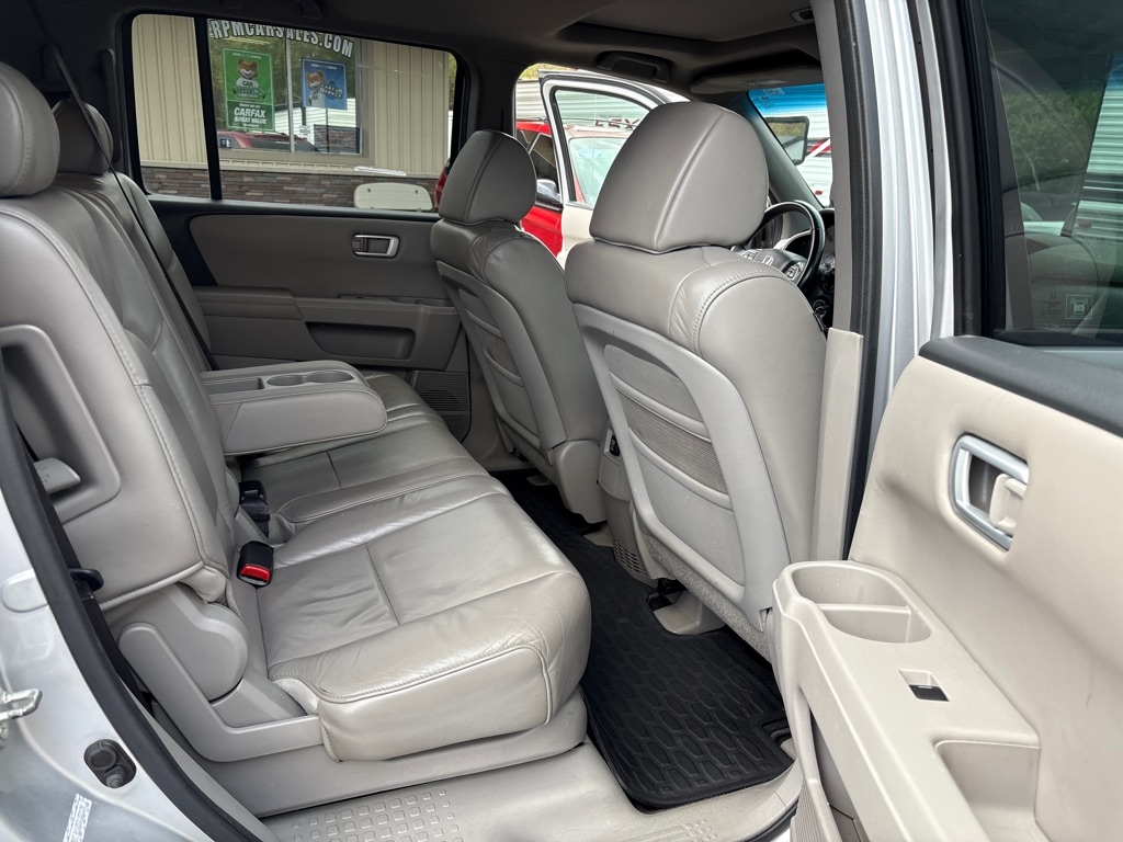 2011 Honda Pilot EX-L photo 23