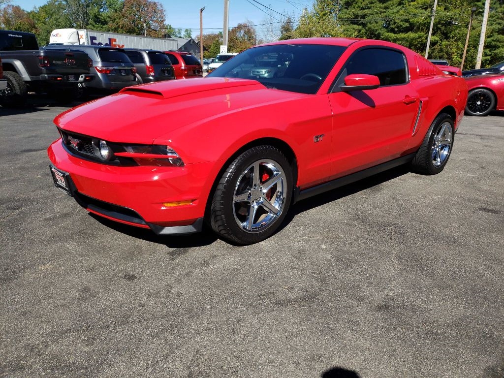 2010 Ford Mustang GT Premium photo 3
