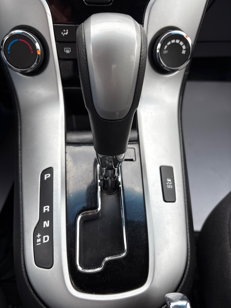 Chevrolet Cruze LS Auto 2014 Chevrolet Cruze LS Auto 2014