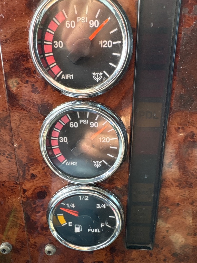 International 9200i  2005 International 9200i  2005