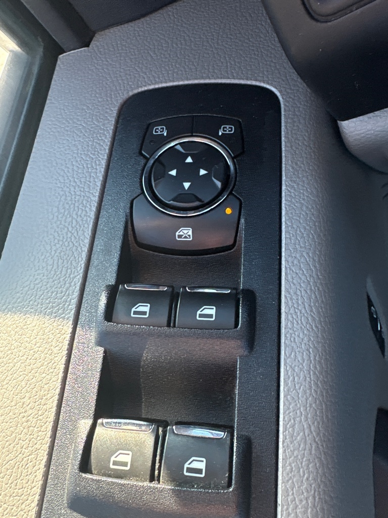 Ford F-150 XL SuperCab 8-ft. 2WD 2020 Ford F-150 XL SuperCab 8-ft. 2WD 2020