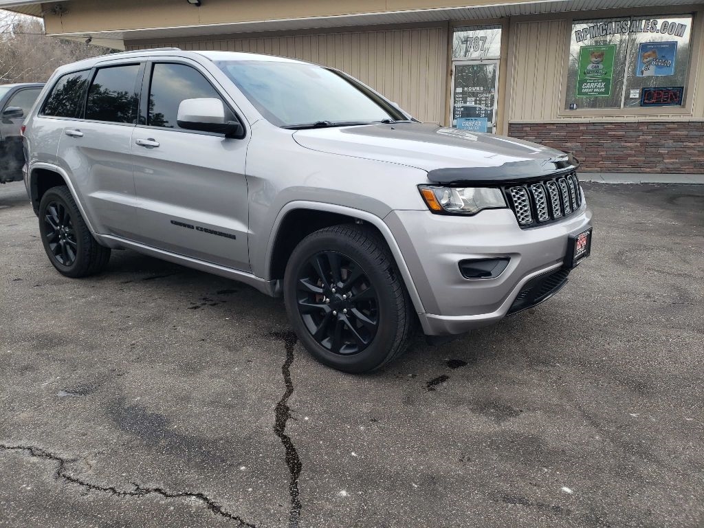 2017 Jeep Grand Cherokee Laredo 4WD