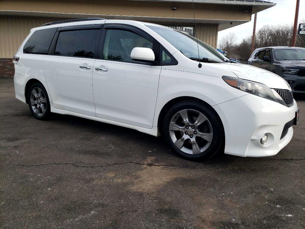 Toyota Sienna FWD 7-Passenger V6 2014