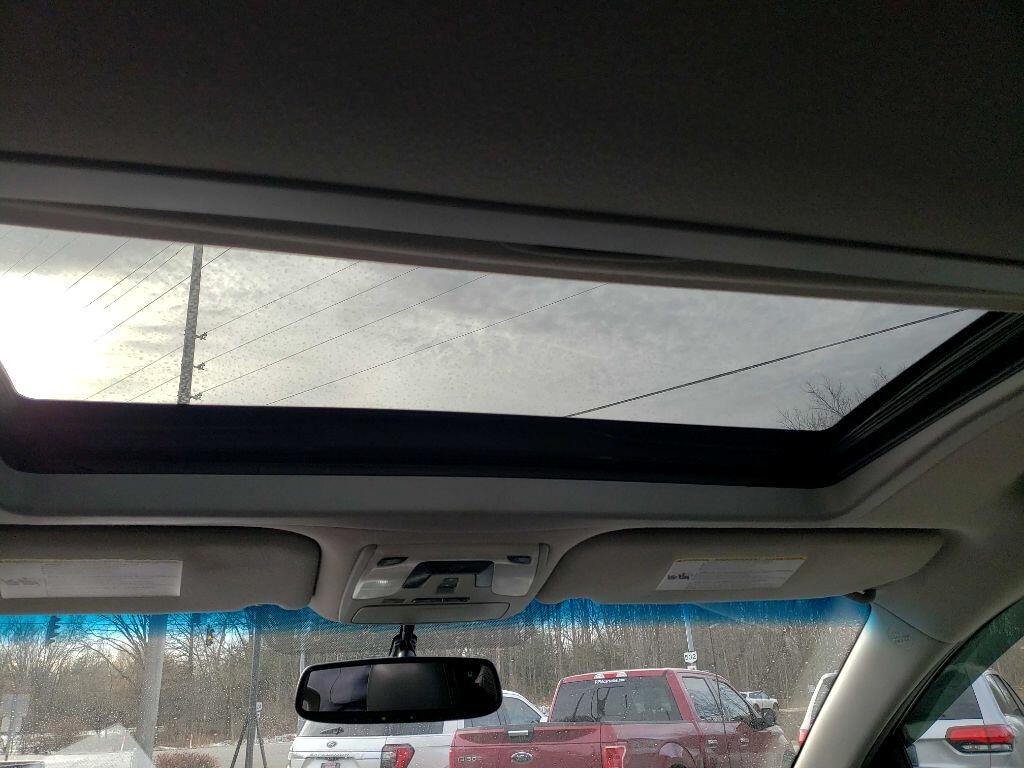 Toyota Sienna FWD 7-Passenger V6 2014