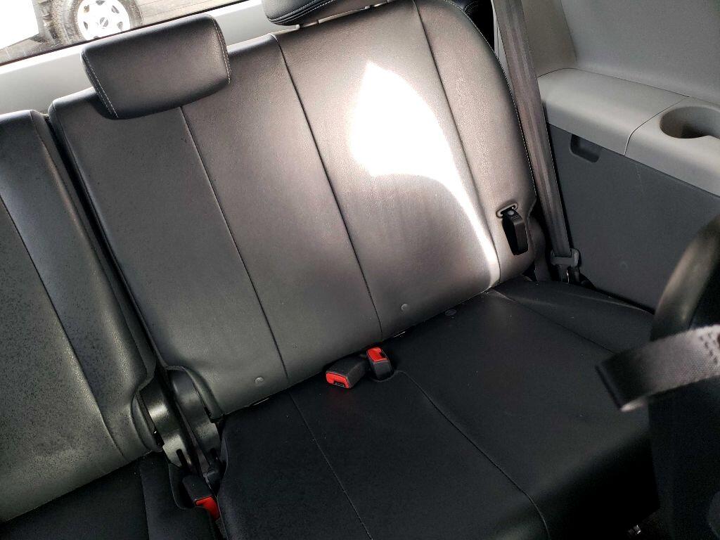 Toyota Sienna FWD 7-Passenger V6 2014