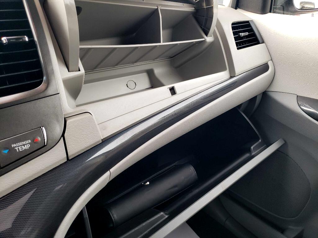 Toyota Sienna FWD 7-Passenger V6 2014