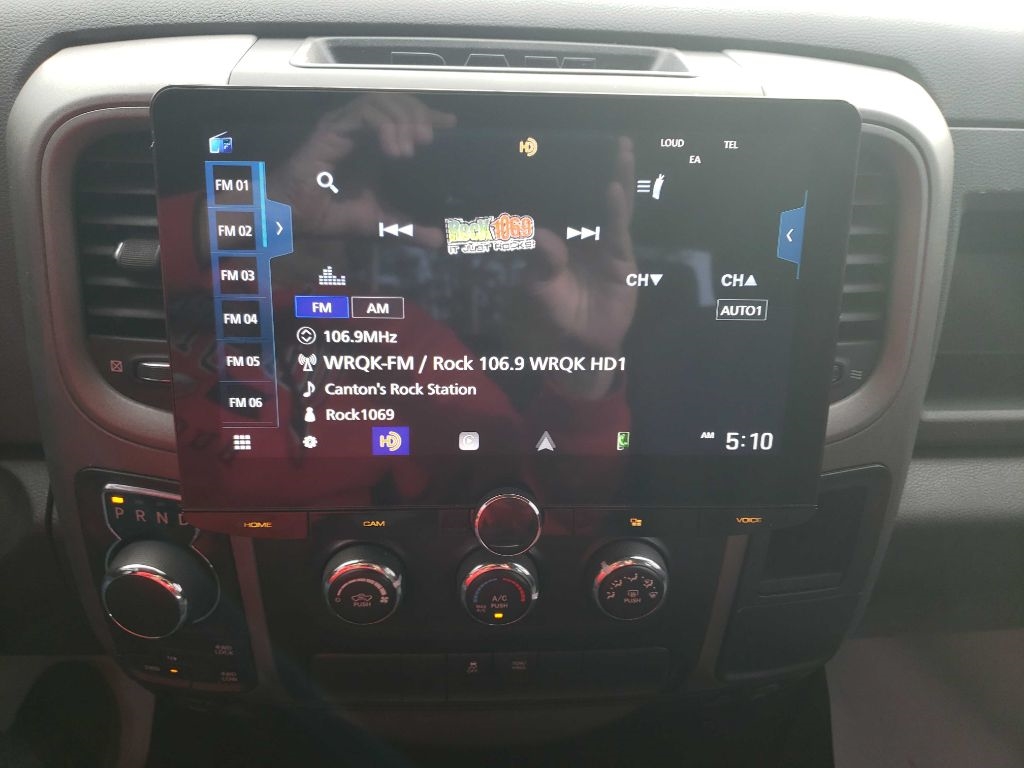 RAM 1500 Tradesman Crew Cab SWB 4WD 2017