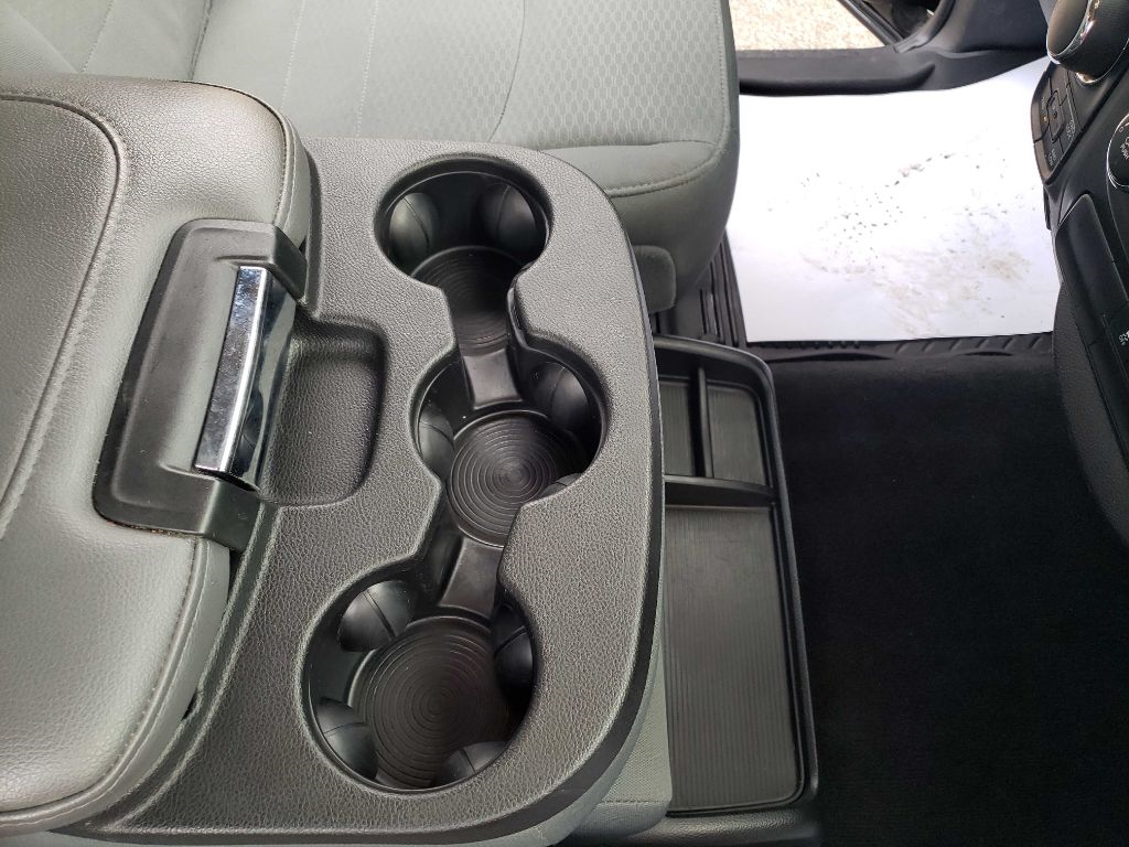 RAM 1500 Tradesman Crew Cab SWB 4WD 2017