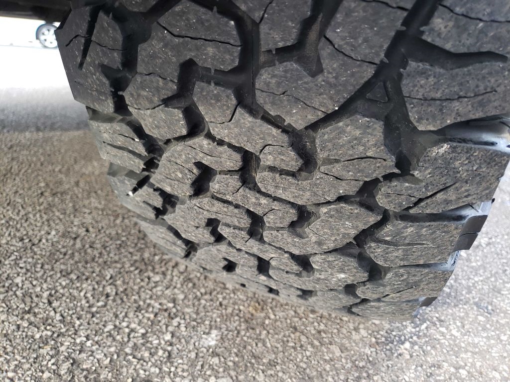 RAM 1500 Tradesman Crew Cab SWB 4WD 2017