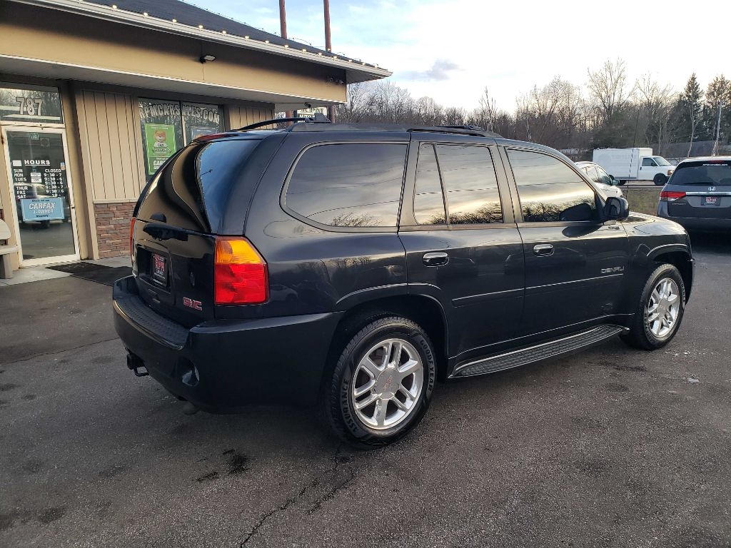 GMC Envoy XL Denali 4WD 2008