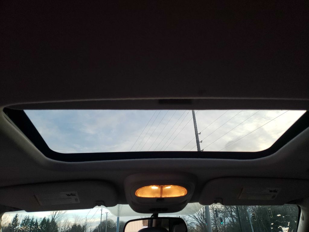 GMC Envoy XL Denali 4WD 2008