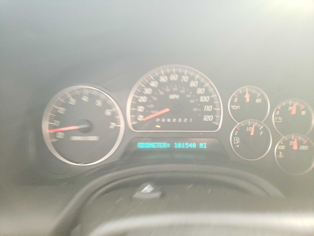 GMC Envoy XL Denali 4WD 2008