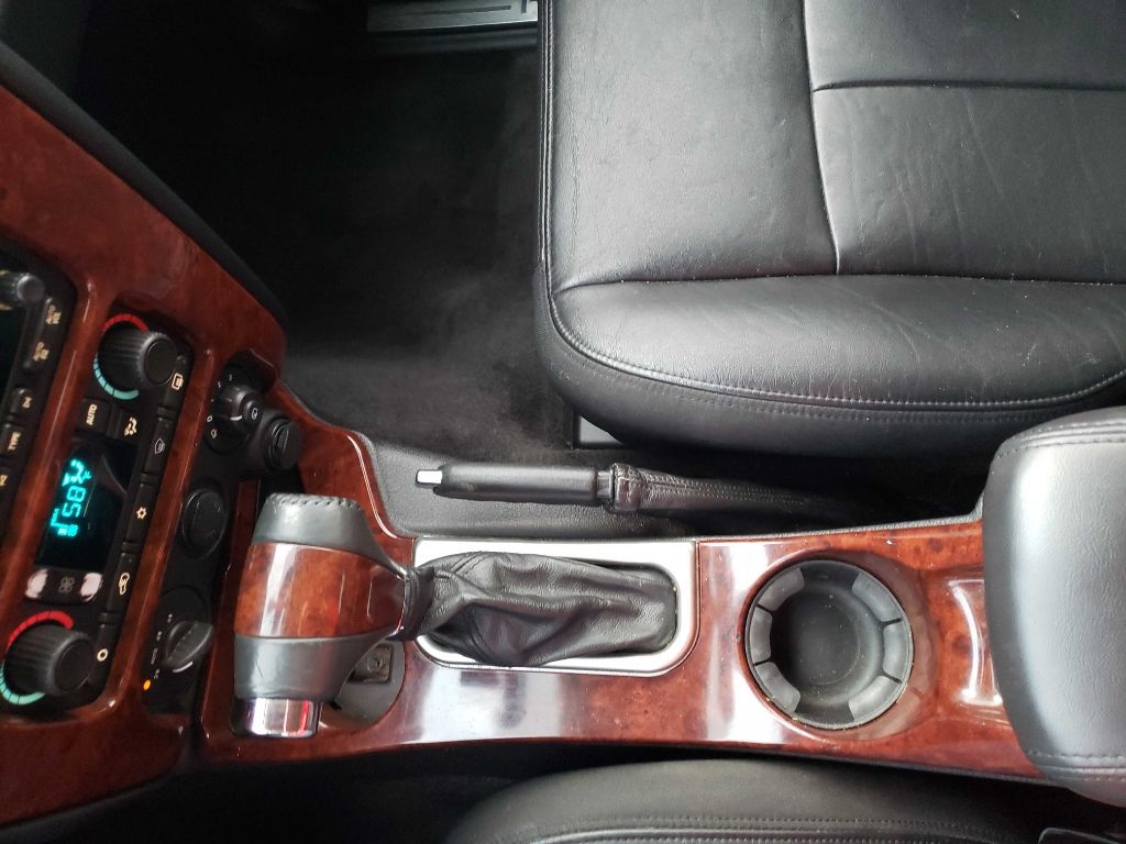 GMC Envoy XL Denali 4WD 2008