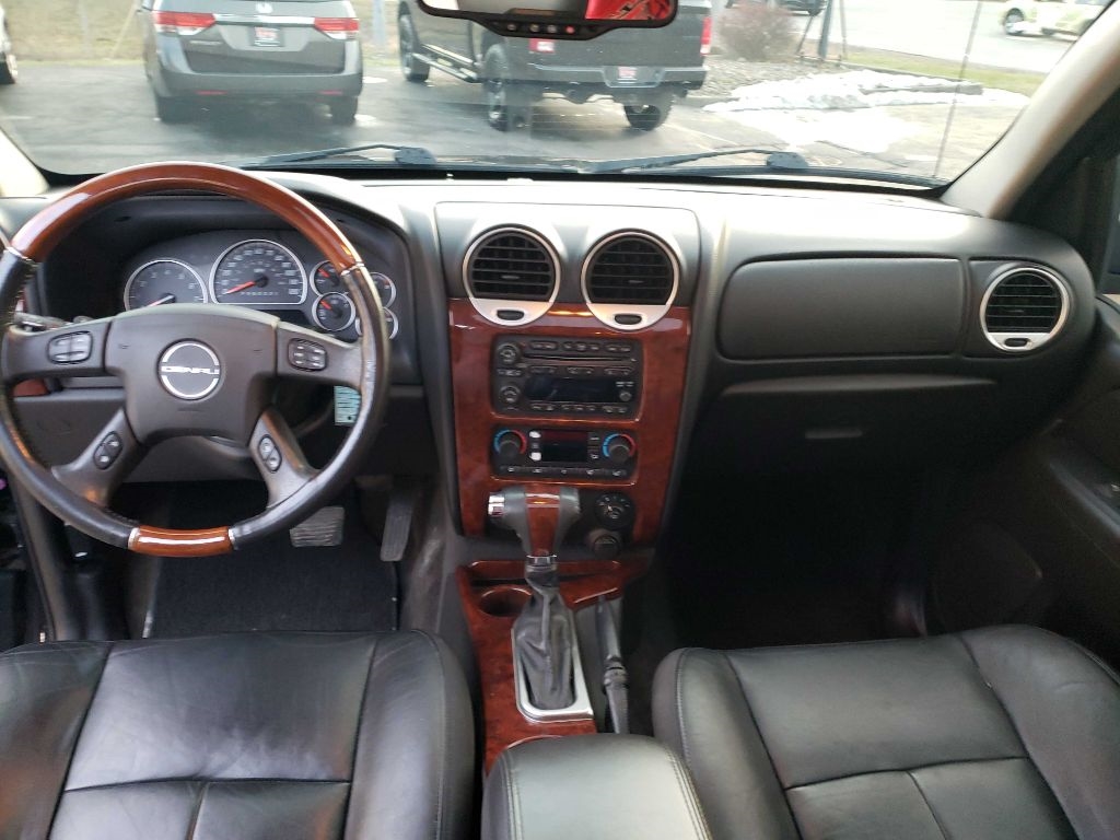 GMC Envoy XL Denali 4WD 2008