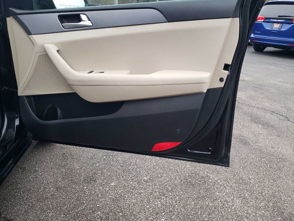 Hyundai Sonata SE 2016