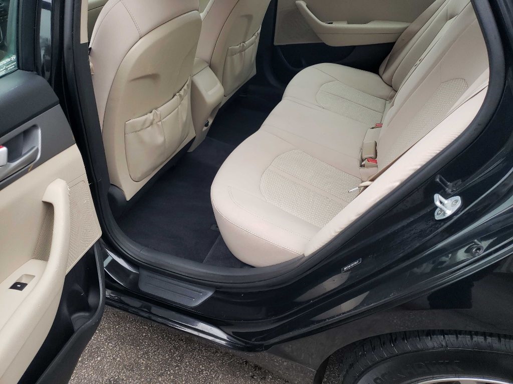 Hyundai Sonata SE 2016