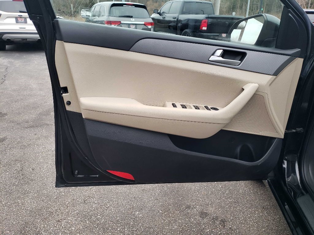 Hyundai Sonata SE 2016