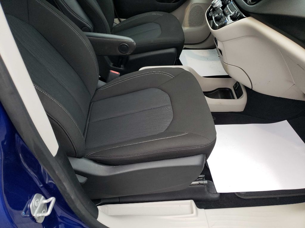 Chrysler Voyager LX 2021