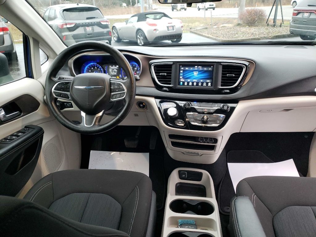 Chrysler Voyager LX 2021