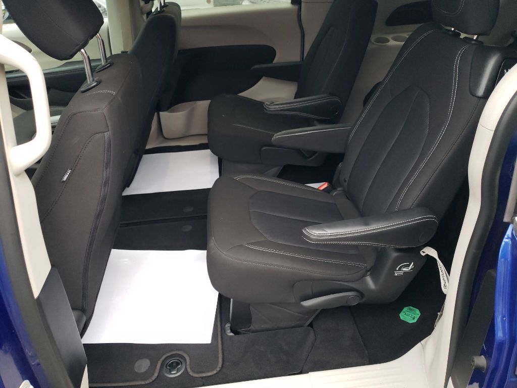 Chrysler Voyager LX 2021