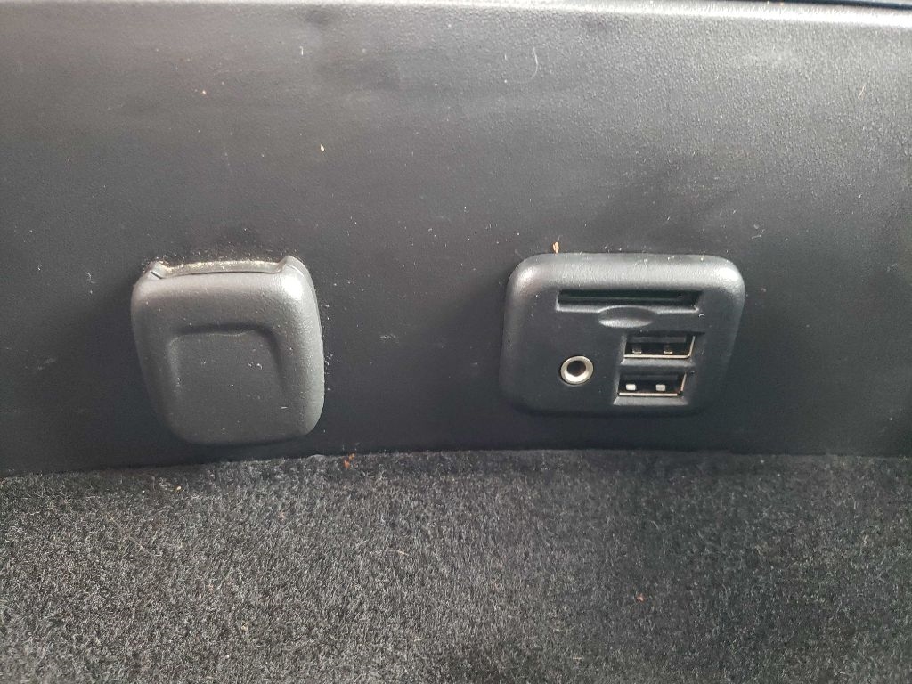 GMC Sierra 1500 Base Long Box 2WD 2017