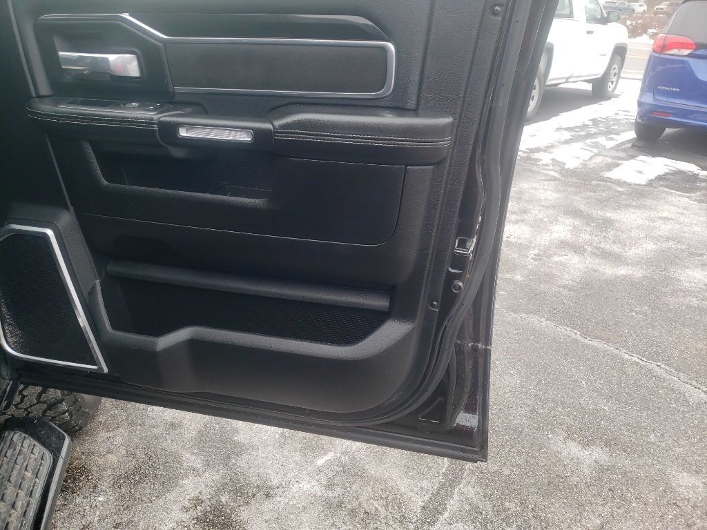 RAM 2500 Laramie Crew Cab SWB 4WD 2019